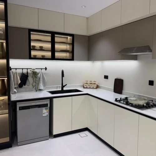 10 - EMC - Tiraz Court - Appartement